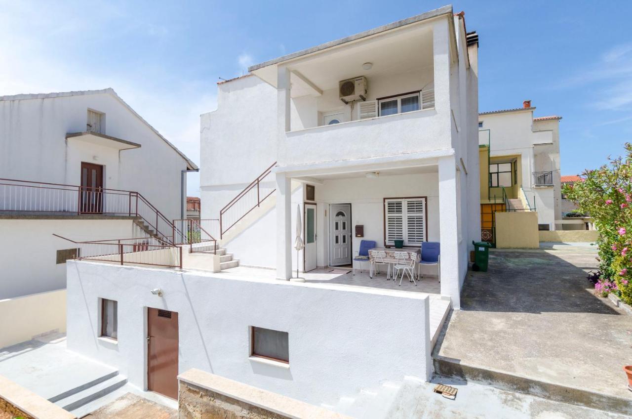 Apartments Visnja Примоштен Экстерьер фото